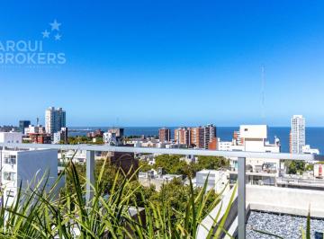 Departamento · 56m² · 3 Ambientes · 1 Cochera · Venta Apartamento Dos Dorm. en Centro - 610