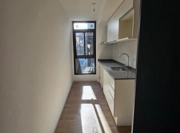 Departamento · 36m² · 2 Ambientes · 1 Cochera · Apartamento de un Dormitorio en Venta en Centro - 105