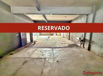 Local comercial · 180m² · Venta Local Comercial en Mataderos