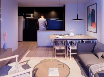 Departamento · 37m² · 2 Ambientes · 1 Cochera · Apartamento de un Dormitorio en Venta en Centro - 303