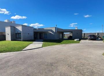Casa de 4 ambientes, Esteban Echeverría · Venta Lagos de Canning Oportunidad Casa 5 Ambientes 212 m² Faltan Terminaciones