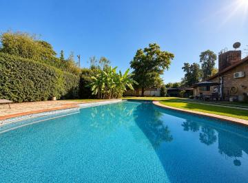 Casa · 199m² · 4 Ambientes · 2 Cocheras · Casaquinta "El Casco" Lote 1.600 m² + Casa Huéspedes + Piscina