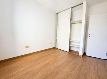 Departamento · 38m² · 2 Ambientes · Alquiler Dpto 2 Ambientes Al Frente. Lanus Centro