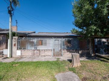 Casa · 74m² · 3 Ambientes · Oportunidad Casade 2 Dorm. en Hermoso Barrio