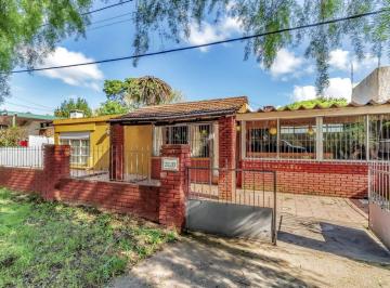 PH · 83m² · 3 Ambientes · Venta de Casa Dos Dorm. Piriapolis