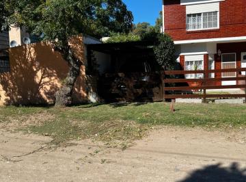 Casa de 5 ambientes, Mar del Tuyú · Casa a Dos Cuadras del Mar / Se Acepta Propiedad o Auto