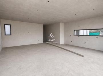 Casa · 125m² · 5 Ambientes · 2 Cocheras · Venta de Casa 3 Dorm Villa Catalina Entrega en 60 Dias
