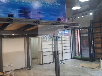 Local comercial · 77m² · Local - Centro