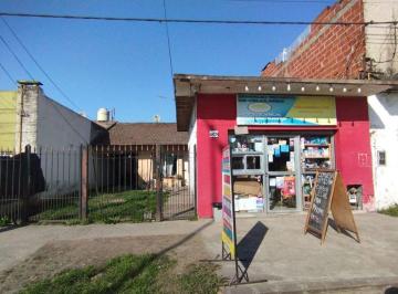 Casa · 93m² · 3 Ambientes · 1 Cochera · Casa 2 Dorm. en Venta La Plata a Refaccionar