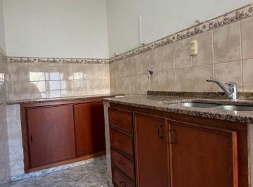 Casa de 4 ambientes, Ticino · Se Alquila / Vende Propiedad en Ticino