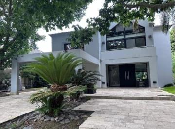 Casa · 420m² · 7 Ambientes · 6 Cocheras · Alquiler Anual 7 Ambientes con Mubles Ayres del Pilar