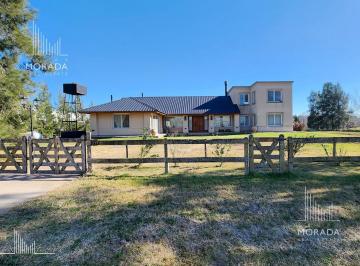 Casa · 282m² · 6 Ambientes · Venta con Financiación Casa El Malacate Lote Central 4 Dorm 5000 m² Pileta Riego Automático