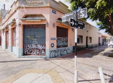 Casa · 124m² · 3 Ambientes · 1 Cochera · Venta Casa 3 Ambientes con Cochera en Sarandi
