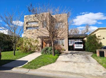 Casa · 146m² · 5 Ambientes · Venta Casa 5 Ambientes Pilar del Este San Ramiro