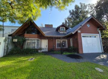 PH de 6 ambientes, Almirante Brown · Chalet en Impecable Estado