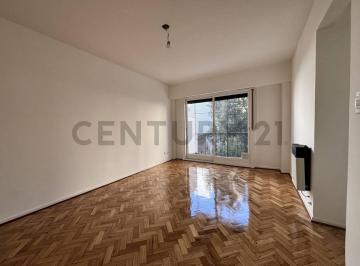 Departamento · 50m² · 3 Ambientes · Departamento de 3 Ambientes en Alquiler en Villa Crespo