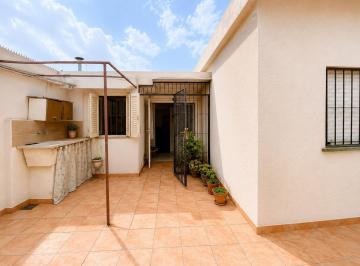 PH · 49m² · 3 Ambientes · PH en Venta Bernal