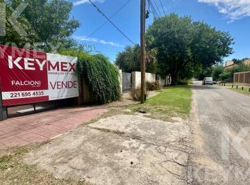Terreno · 1240m² · Terreno en City Bell Excelente Ubicación Zona Golf Estudiantes de La Plata