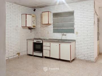 Departamento · 62m² · 3 Ambientes · Venta - Departamento de Pasillo Para Reciclar - Barrio Alberdi, Rosario.