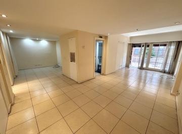 Departamento de 5 ambientes, Mar del Plata · Semipiso Al Frente Reciclado | 4 Ambientes con Cochera | Mar del Plata