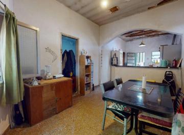 Casa de 5 ambientes, Avellaneda · Casa en Venta en Piñeyro