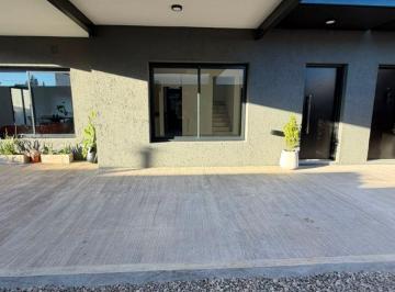 Departamento de 3 ambientes, Villa Carlos Paz · Dúplex a Estrenar en Venta Barrio Santa Rita