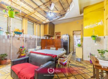 PH · 81m² · 3 Ambientes · Venta Departamento PH 3 Ambientes 82 m² Al Contrafrente a Reciclar en Balvanera / San Cristóbal