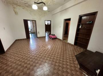 Casa · 223m² · 3 Ambientes · 2 Cocheras · Venta de Casa San Martin