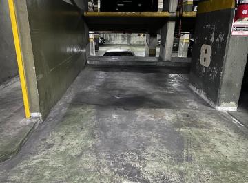 Garage · 12m² · Cochera Cubierta en Venta, Excelente Ubicación