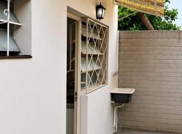 Departamento de 2 ambientes, Quilmes · Alquiler 2 Amb Para Persona Sola/pareja.