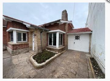 Casa de 3 ambientes, Mar del Plata · Chalet en La Perla Oportunidad Unica
