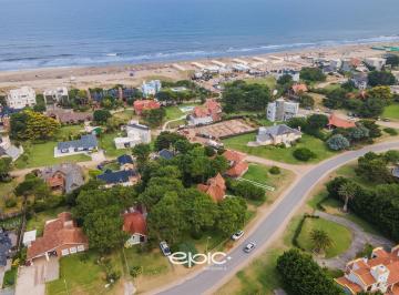 Casa · 197m² · 4 Ambientes · 1 Cochera · Casa en Venta en Pinamar Norte
