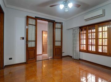 Casa · 85m² · 3 Ambientes · 1 Cochera · Casa 3 Ambientes - Baño en Suite - Toillete - Garage Cubierto - Patio - Villa Pueyrredon