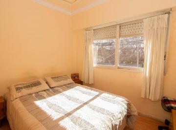 PH · 108m² · 3 Ambientes · 2 Cocheras · Venta PH 3 Amb C/patio y Cocheras - Apto Credito