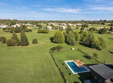 Terreno · 1368m² · Venta / Country Medal Golf Club / Lote 167 / Terreno / Pilar