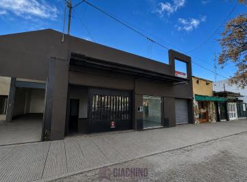 Local comercial · 190m² · 10 Ambientes · 1 Cochera · Propiedad Multifuncional Comercial con 290 m² en Av 520 E/ 3 y 3bis