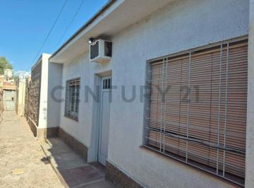 Casa · 125m² · 3 Ambientes · Venta de Casa en Villa Nueva, Guaymallen