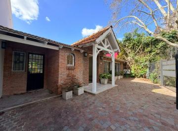 Casa de 3 ambientes, San Fernando · Casa en Alquiler | Punta Chica | 2 Dorm. | Jardín y Pileta