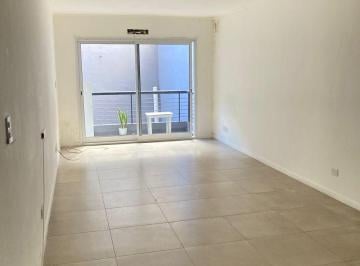 Departamento de 1 ambiente, Parque Patricios · Alquiler Monoambiente con Balcón en Parque Patricios