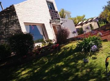 Casa de 4 ambientes, Mar del Plata · Challet con Piscina en Lote de 600 m²