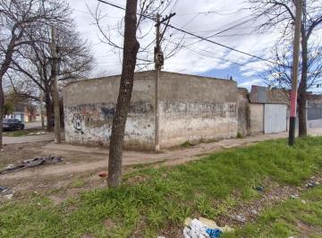 Bodega-Galpón · 100m² · 2 Ambientes · Venta Galpon Sobre Esquina Doble Ingreso
