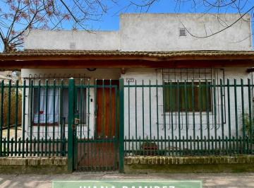 Casa · 203m² · 3 Ambientes · Casa de 3 Ambientes, Lista Para Escriturar, Francisco Álvarez - Moreno.