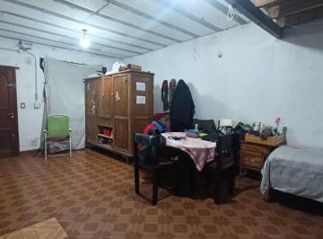 Casa · 160m² · 6 Ambientes · 1 Cochera · Venta Casa 6 Amb con Local en Rafael Calzada
