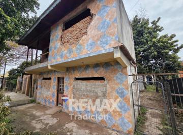 Casa · 54m² · 1 Ambiente · Casa a Reciclar en Venta, Resistencia - 337 m²