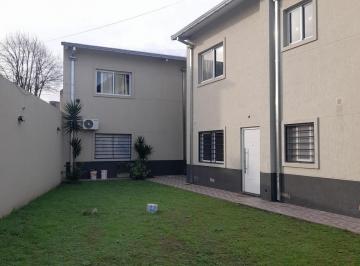 PH · 75m² · 2 Ambientes · 1 Cochera · PH 2 Ambientes 75 m² en Turdera