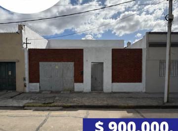 Casa de 3 ambientes, Avellaneda · Casa 3 Ambientes Grandes con Garage y Fondo Libre
