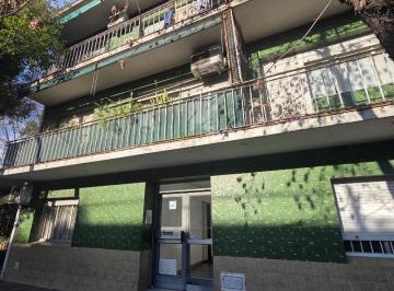 Departamento · 35m² · 2 Ambientes · Buen Depto 2 Amb Centrico en Banfield!