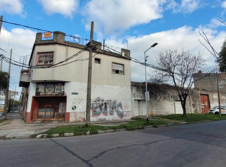 Casa · 90m² · 3 Ambientes · 1 Cochera