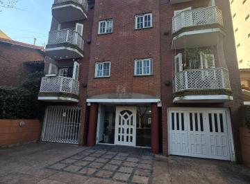Departamento · 35m² · 2 Ambientes · 1 Cochera · Muy Buen Depto 2 Amb C/cochera Centro de Banfield!