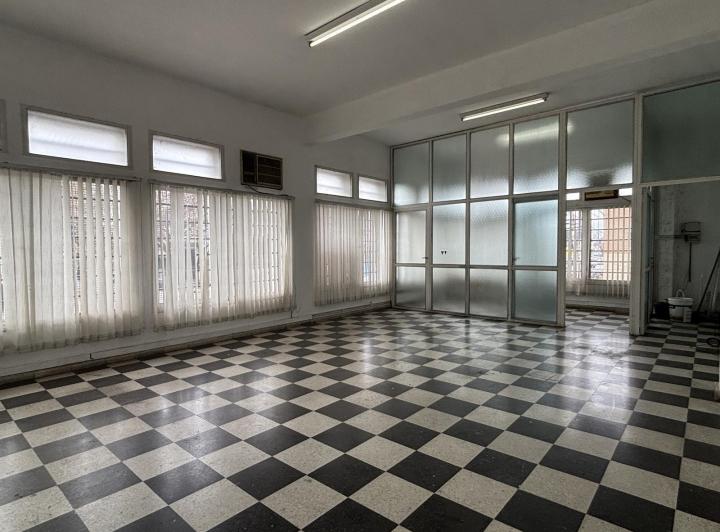 Oficina comercial · 90m² · 3 Ambientes